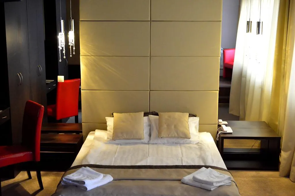 ***  Hotel Ajax Janki Polonya