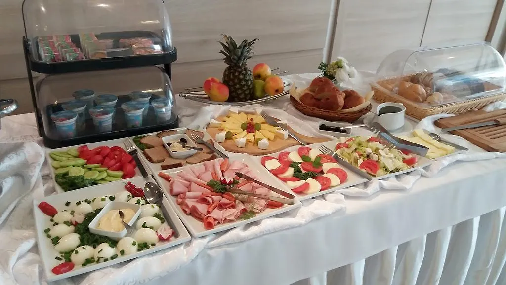 Hotel Ajax Janki Polonya