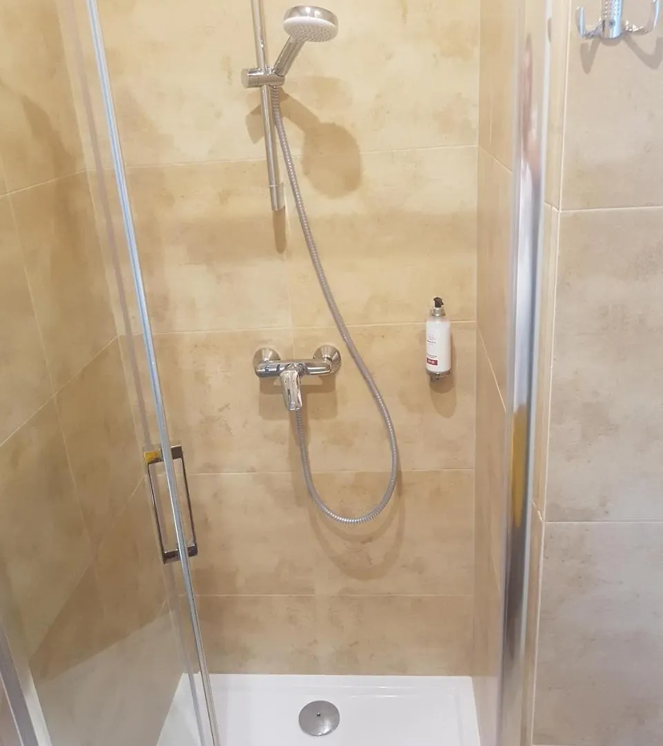Hotel Ajax Janki