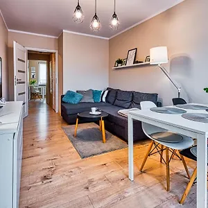 apartament-emili-5d-apartamenty.szklarskaporebahotels.net/