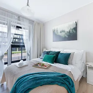 P&o Corporate Serviced Cybernetyki Apartament